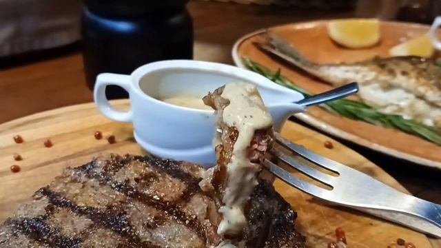 Рестораны Новосибирска, Ресторан Барак, вкусные блюда, приятный сервис, уютная обстановка!
