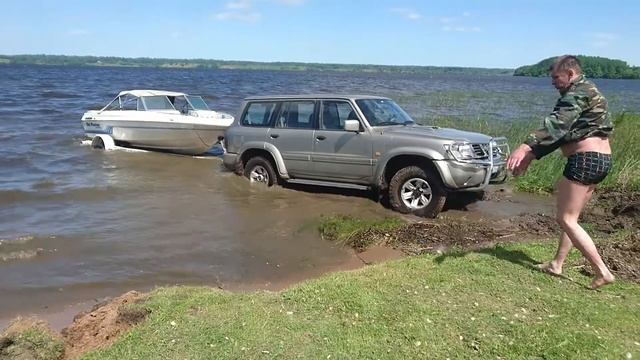 Достаём катер смотреть онлайн