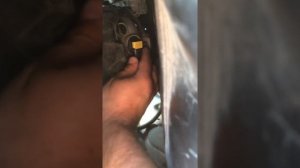 Замена лампочек в ПТФ Kia c'eed jd