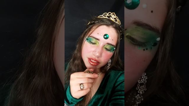 Хозяйка медной горы #бажов #хозяйка #малахит #сказка #makeup #урал смотреть онлайн