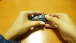 Замена батарейки в ключе Мерседес СL ,CLS, CLK, S,Vito, E Change the battery