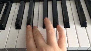 как играть розовую пантеру на пианино