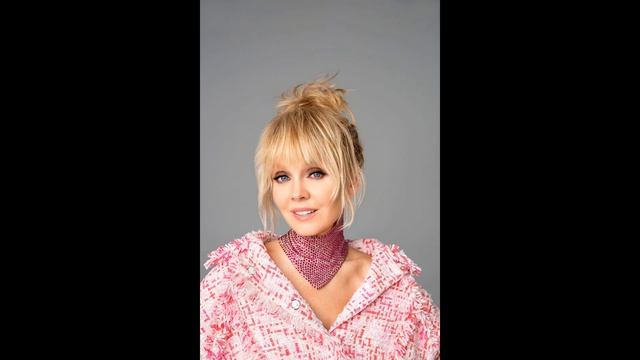 В ЧЁМ СЕКРЕТ МОЛОДОСТИ И СТРОЙНОСТИ ПЕВИЦЫ ВАЛЕРИИ РАСКРЫВАЕМ СЕКРЕТЫ смотреть онлайн