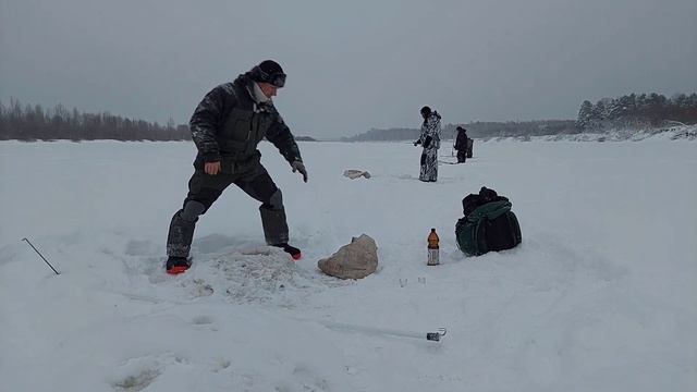 Ловим налима ночью. смотреть онлайн