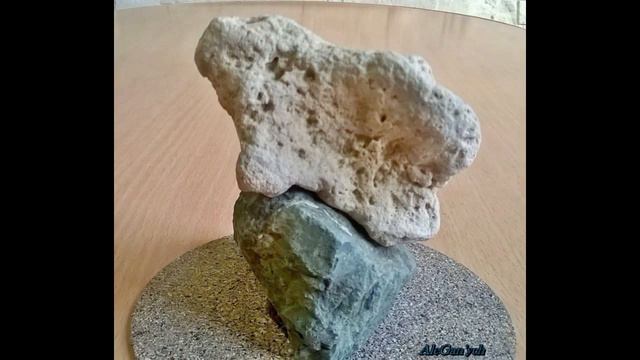 Suiseki (水石) - Коллекция мини скульптур из... камней необычной формы*** Существо... смотреть онлайн