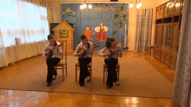 Домра Во лузях