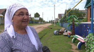 Семья из деревни Нижний Шандер создала зону фотосессии у ворот собственного дома