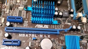 Asus M5A78L-M LX не стартует, один длинный и два коротких сигнала. 1 длинный и 2 коротких.