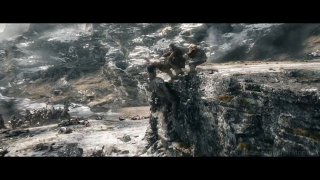 Бифур избавляется от топора в своей голове Вырезанная сцена Хоббит Битва Пяти Воинств смотреть онлайн