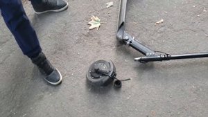 Kugoo S3. E-twow s2 booster. Оторвало колесо. Неожиданная поломка и падение с электросамоката