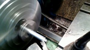 Приспособление для нарезания резьбы на токарном станке.(Своими руками)