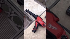 Milwaukee пистолет для герметика caulking gun.180$ стоит ли покупать?!