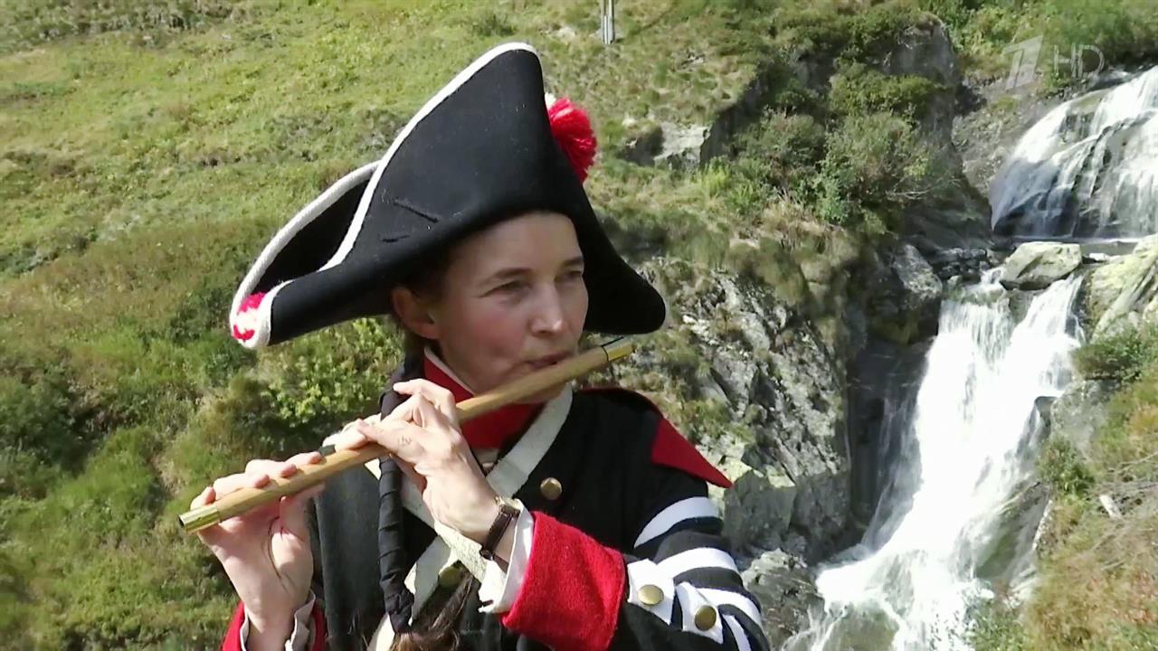 Через 220 лет группа реконструкторов повторила переход Суворова через Альпы