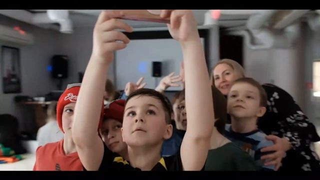 День рождения ребенка дискотека. смотреть онлайн