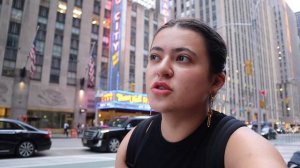 зарплаты, цена квартиры и аренда в Нью-Йорке.