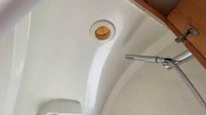 Словенский прицеп Adria Altea 462 PS с французской кроватью