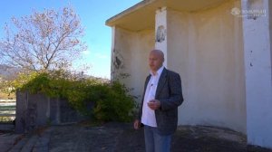 Заброшенный пансионат "Тонкий мыс" Геленджик, амфитеатр в выходной день, немного поэзии