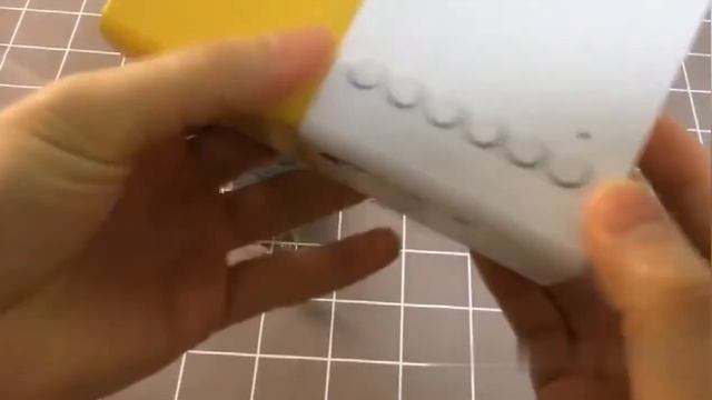 J9 Mini Projector 1080P HD Projector Ultra Portable Projectors LED Pico Projector