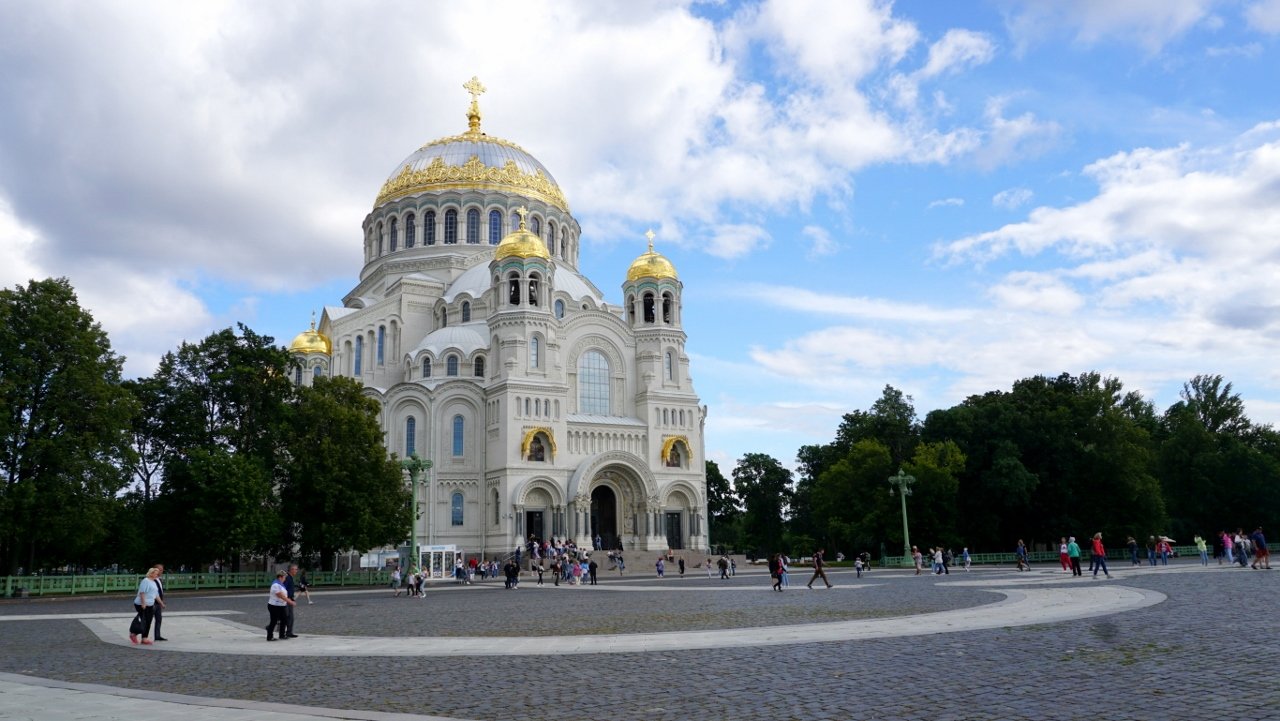 Император в морском соборе Кронштадт