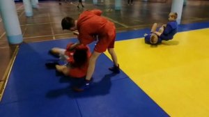 Детская тренировка по борьбе самбо, тренер Потапов Денис Сергеевич, задняя подножка