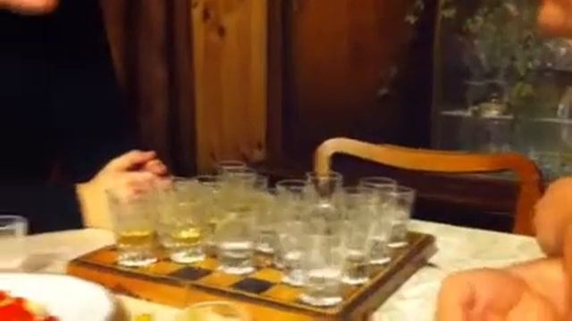 Игра в шашки Черненко ма смотреть онлайн