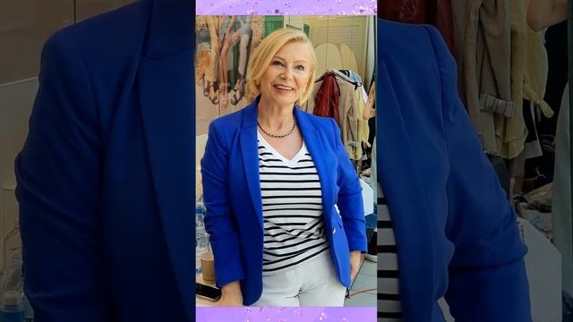 Жакет - классический предмет гардероба, который помогает даме 55-60 лет выглядеть стильно