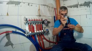 Монтаж коллектора и подключение контуров тёплого пола