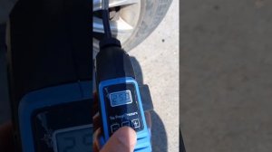 Автомобильный аккумуляторный компрессор