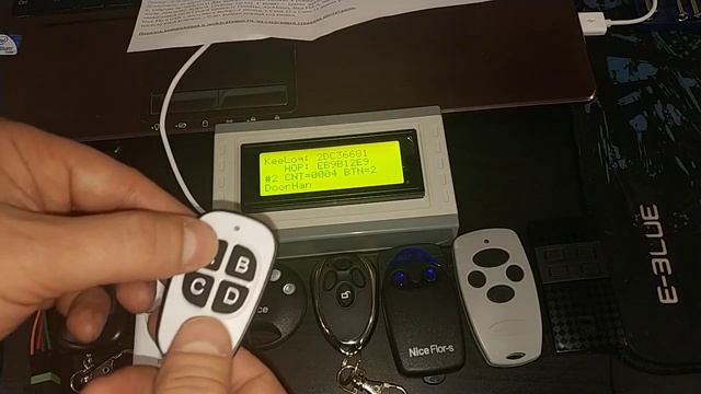 Пульт универсальный КОПИРОВЩИК "ULTRA-10" (DoorHan, AN-Motors, Came, Nice, GSN, FAAC RC) смотреть онлайн