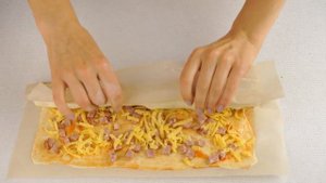 Быстрая МИНИ ПИЦЦА из слоеного теста. Вкуснее и проще рецепта вы не найдете