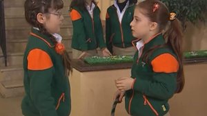 Sihirli Annem - Hulahop Çevirme Yarışı! ?