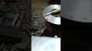 Приспособа для фрезеровки на токарном станке.
