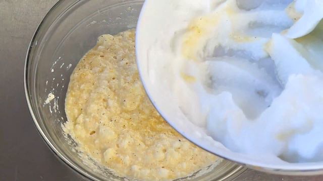 Gießen Sie einfach die Eier über den Käse. Frühstück in 5 Minuten. Einfaches Rezept. 2 Rezepte смотреть онлайн