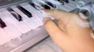 Мелодия из Гарри Поттера играем на синтезаторе 😊😊😛ну ОЧЕНЬ ЛЕГКО 😍😍😍😘😙