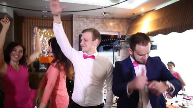Видеоотзыв  Юля и Денис 11 июня 2016 года Пале Рояль