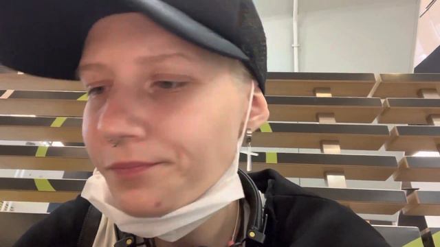 Автобус через 15 минут.