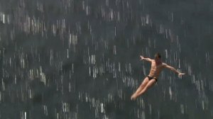 Лучшие моменты прыжков со скал в рамках Red Bull Cliff Diving