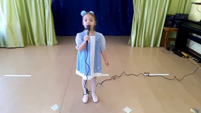 Песня "Русская зима" исполняет Острасёва Александра - МАДОУ № 117 г.Кемерово