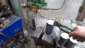 Плавим алюминий, изготовление роликов для гриндера.