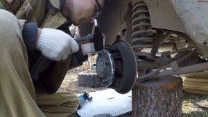 Замена тормозных барабанов на Ниве. Чем мазать ступицу. ВАЗ 21213. Ужас!!!