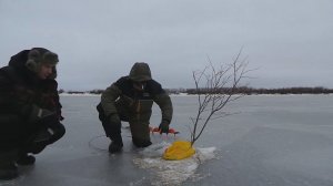 РАЗБИЛ ОЧЕРЕДНУЮ КАМЕРУ проверка ставных жерлиц КОМУ ЭТО НАДО???