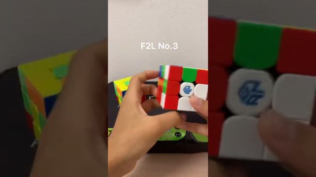 Rubik’s cube 1 man factory solve two cubes