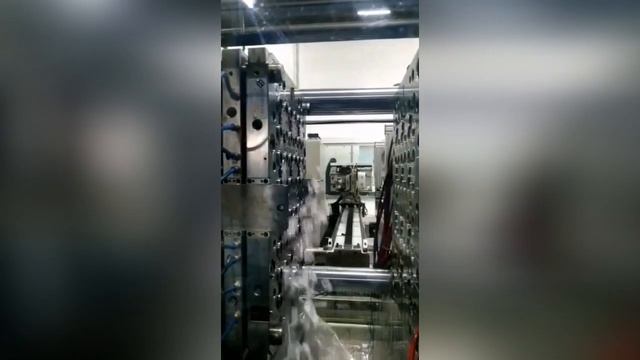 www.loeam.com | опрыскиватели формы обводные приводные формы поршневые формы инструменты  Russian