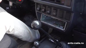 Уроки вождения для женщин  - Остановка на светофоре