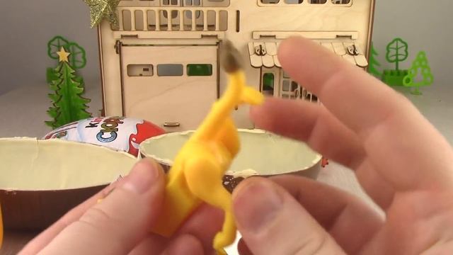Кеша открыл Шоколадное яйцо «Kinder Сюрприз» Maxi! НОВЫЙ Джип в Подарок! Мультики Ми-ми-мишки