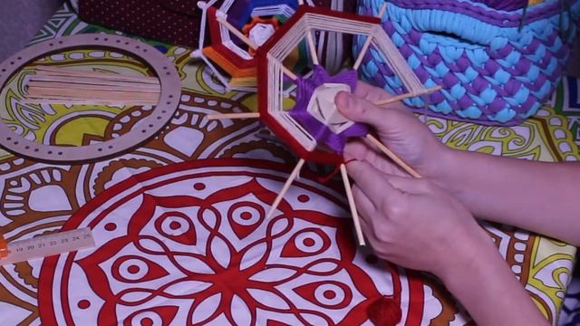 Мандала-спираль. Урок 5. Плетение витков. смотреть онлайн