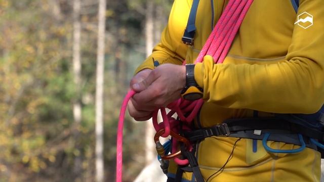 Страховка в альпинизме. Организация связки. Укорачивание веревки смотреть онлайн