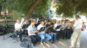 Парк "ТОПОЛЯ" Оренбург оркестр "Рыбак сказка"