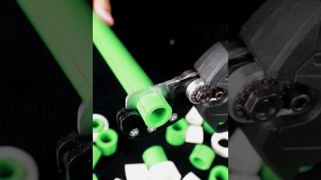 Аккумуляторные ножницы и паяльник для полипропеленовых труб