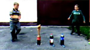 В какую колу или пепси лучше кидать ментос?Проверка